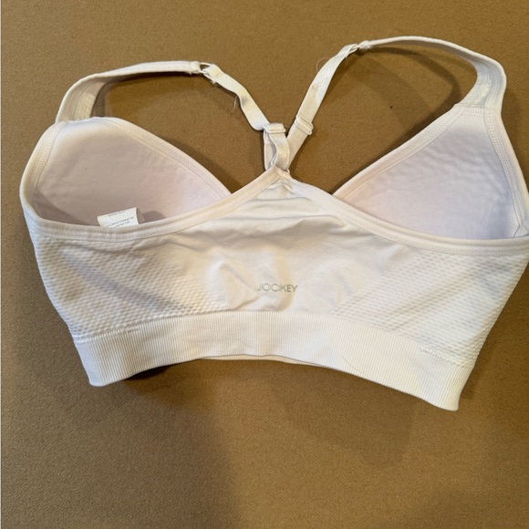 Jockey White Padded Workout Top - size small - Picture 5 of 8